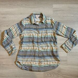 Ariat Women's Gold and Blue Button Up Shirt - Small